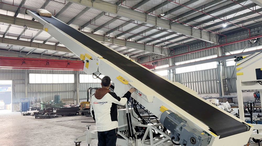 Heavy-Duty 100KG Bag Stacking Conveyor Belt System for Warehouses